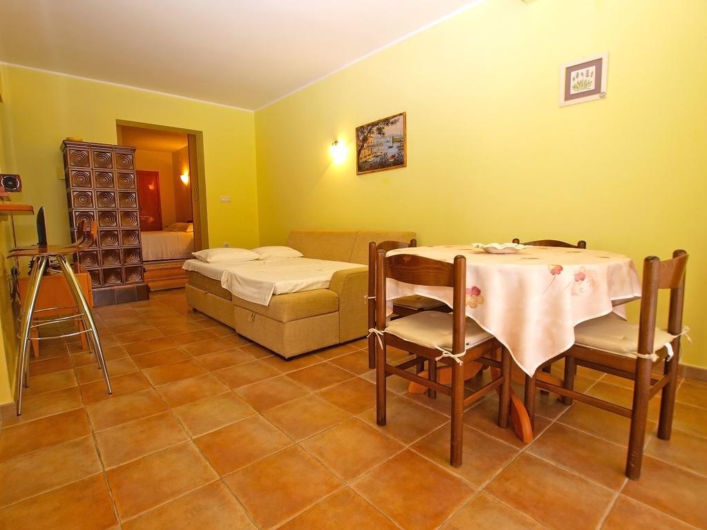 Apartment Puzar 389 Pula Luaran gambar